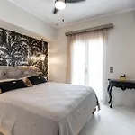 Mythodea Luxury I Naxos *