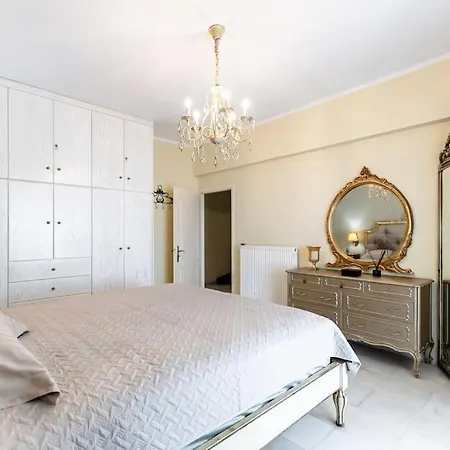 Mythodea Luxury Appartamento Naxos City