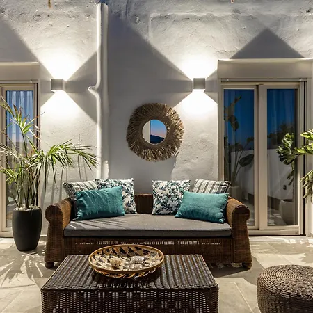 Mythodea Luxury ι Sunset Horizon & Jacuzzi Apartamento Naxos City
