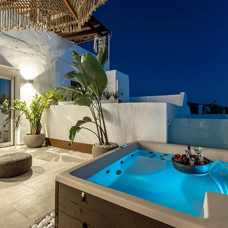 Mythodea Luxury ι Sunset Horizon & Jacuzzi Apartamento *