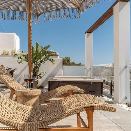 Mythodea Luxury ι Sunset Horizon&jacuzzi Διαμέρισμα *